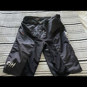 Fasthouse men’s downhill mountain biking shorts